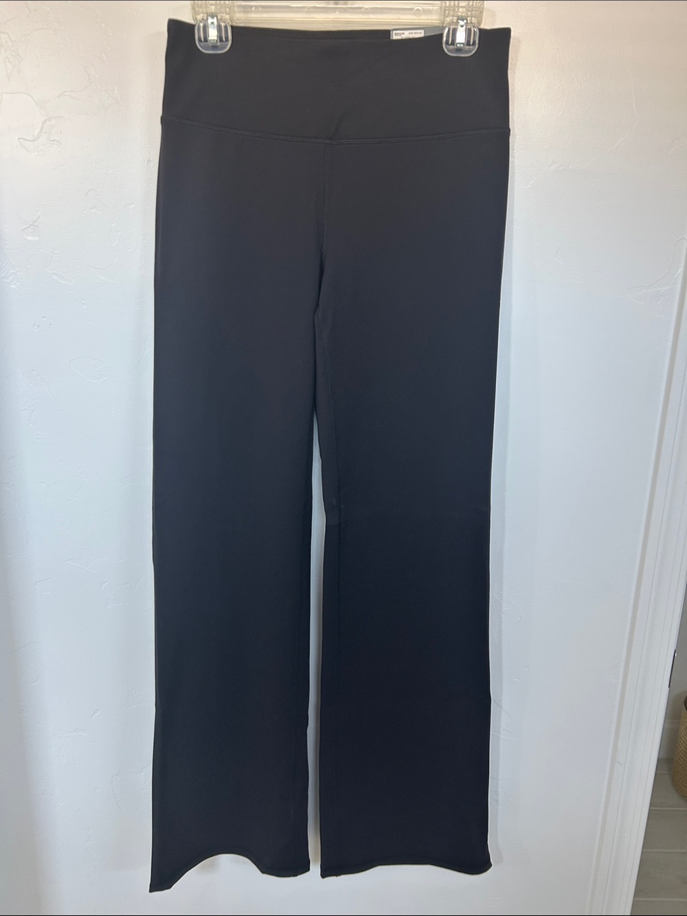 Women’s Tek Gear Black Shapewear High Rise Flare Pant - Medium